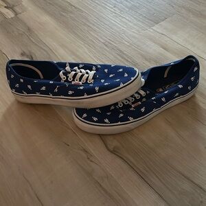 Los Angeles Dodgers vans